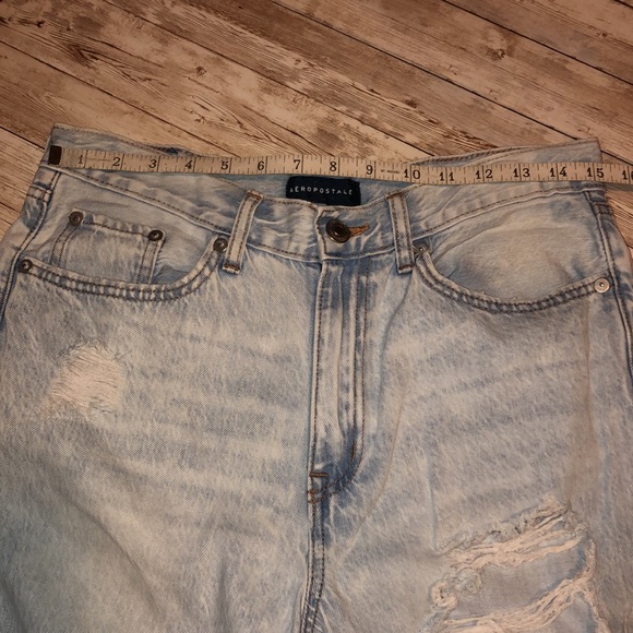 “Aeropostale” light wash, ripped, slouch fit, skater jeans, size 6 - Picture 9 of 14